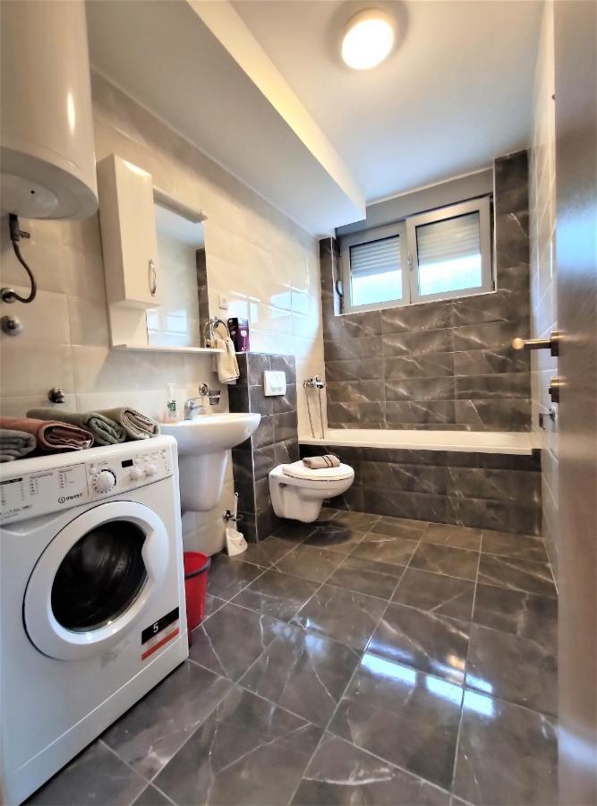 Pavlina Apartments Будва Екстериор снимка