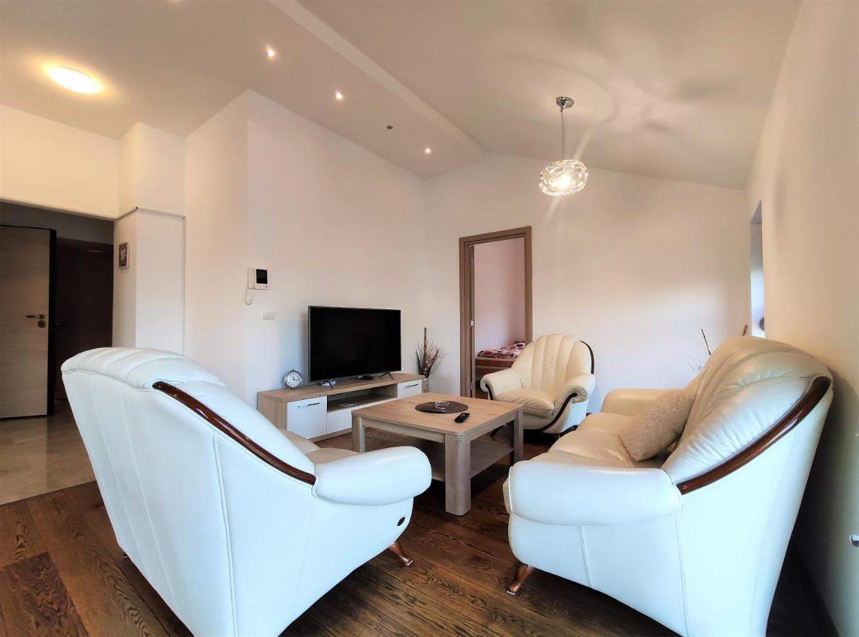 Pavlina Apartments Будва Екстериор снимка
